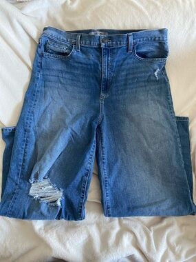 Joe’s Jeans Women’s Distressed Medium Wash Jeans 34